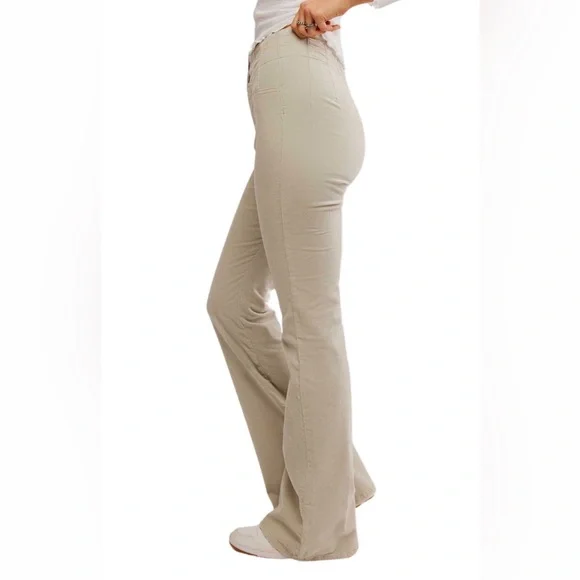 WE THE FREE Jayde Cord Flare Pants - 26 X 32 - Picture 3 of 10